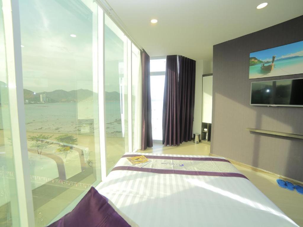 La Mer Hotel Nha Trang Esterno foto
